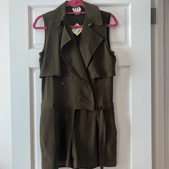 Haute hippie trench belted romper NWT - Picture 3 of 4